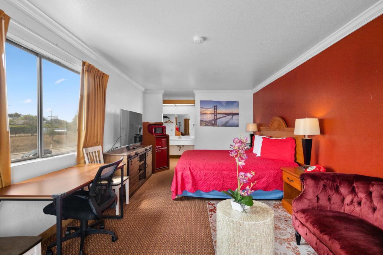 Americana Motel 2*